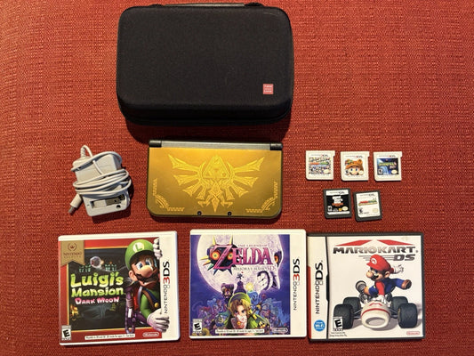 Nintendo 3DS XL Hyrule Gold Edition With Games. Tested