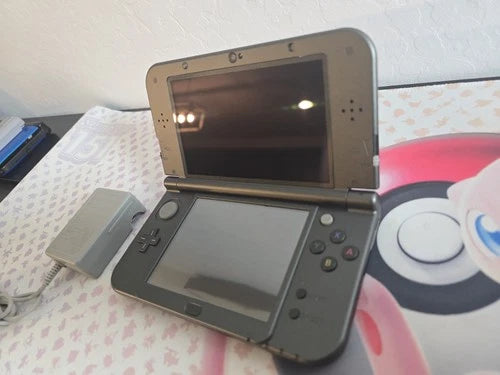 New Nintendo 3DS XL Gray/Black Console - SUPER CLEAN & TESTED - TOP IPS SCREEN